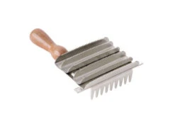 Harlequin Metal Curry Comb